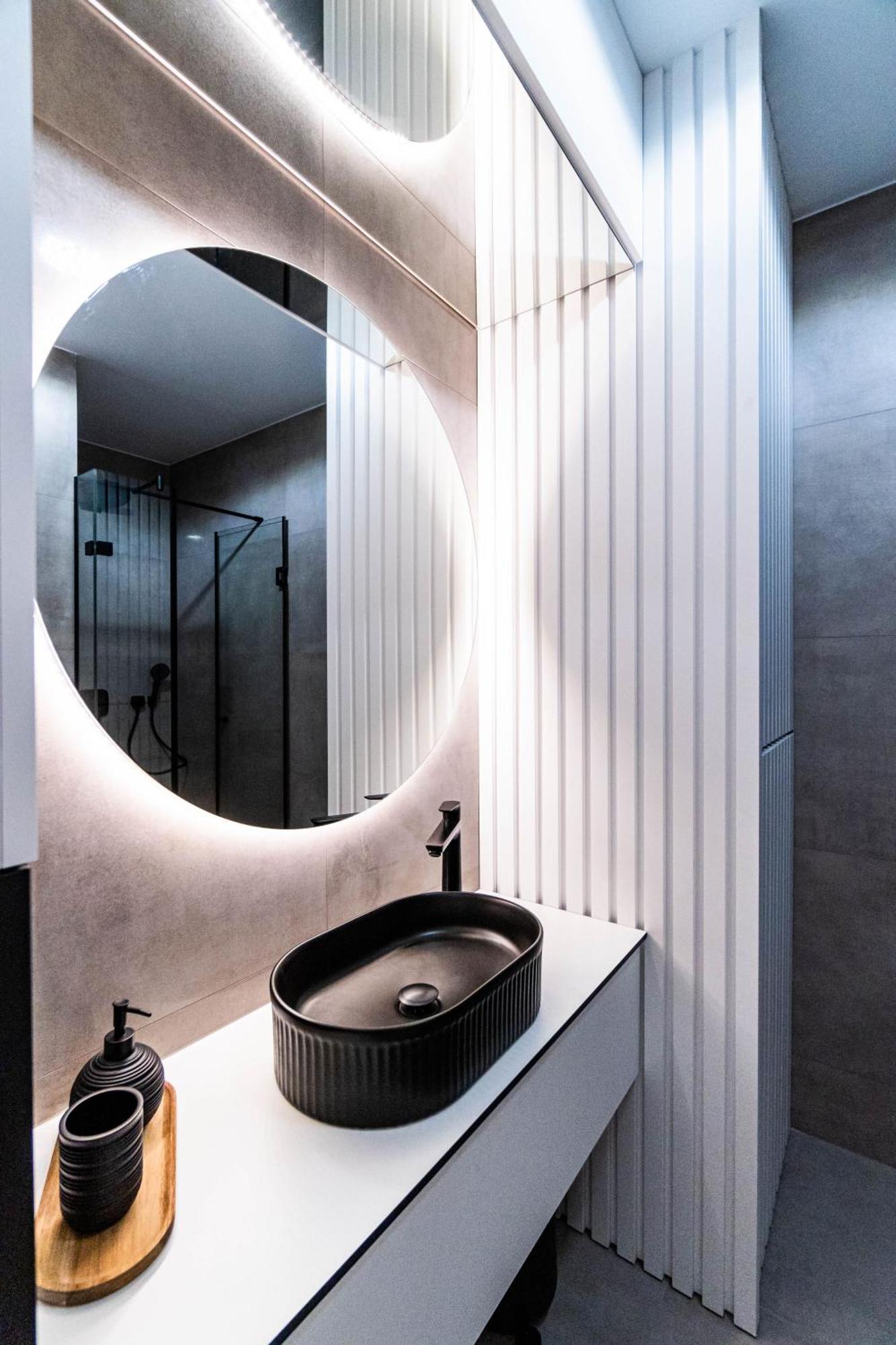 Sh Luxury Apartment